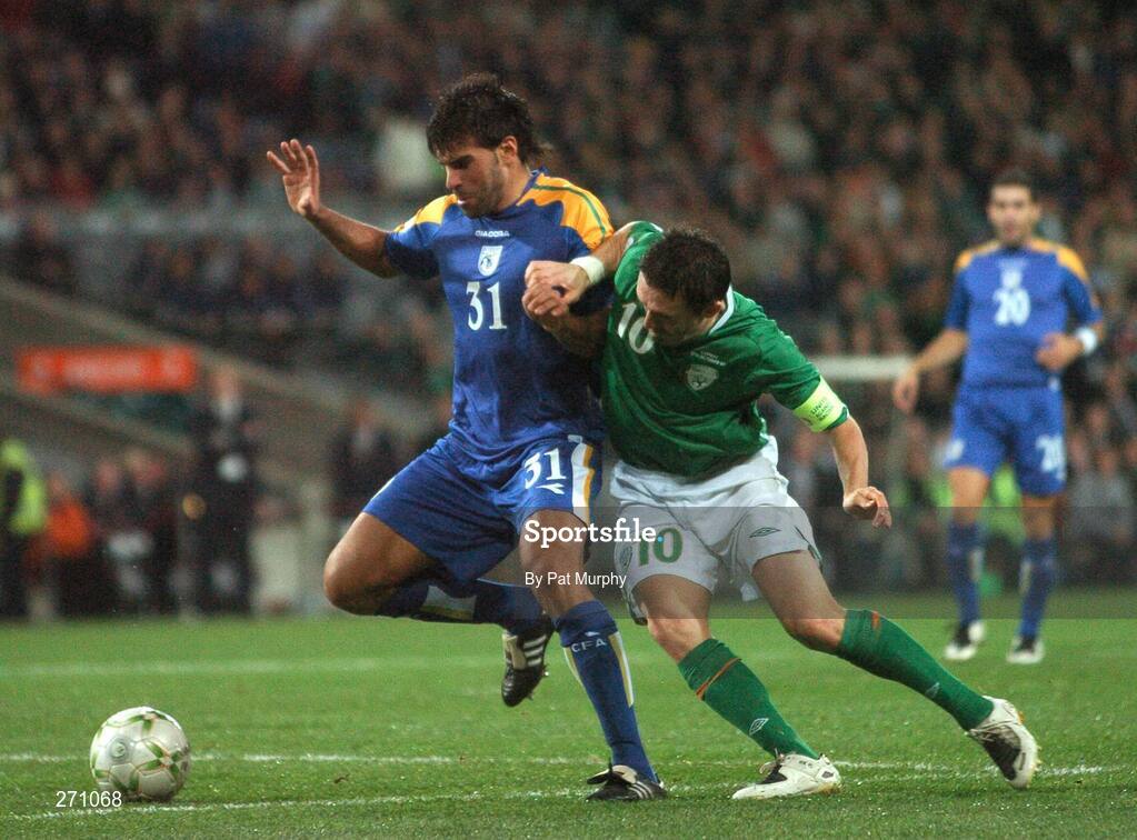 17 October 2007; Robbie Keane, Republic of Ireland, in action against Paraskevas Christou, Cyprus. 2008 European Championship Qualifier, Republic of Ireland v Cyprus, Croke Park, Dublin. Picture credit; Pat Murphy / SPORTSFILE