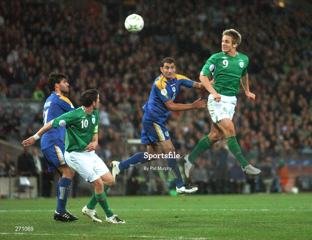 17 October 2007; Kevin Doyle, Republic of Ireland, heads a late chance towards goal. 2008 European Championship Qualifier, Republic of Ireland v Cyprus, Croke Park, Dublin. Picture credit; Pat Murphy / SPORTSFILE