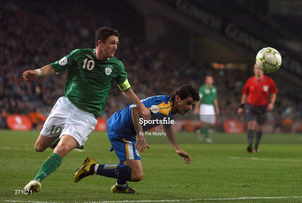 17 October 2007; Robbie Keane, Republic of Ireland, in action against Marios Ilia, Cyprus. 2008 European Championship Qualifier, Republic of Ireland v Cyprus, Croke Park, Dublin. Picture credit; Pat Murphy / SPORTSFILE