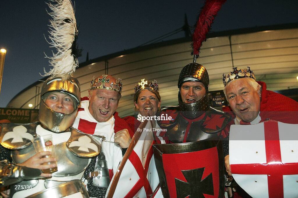 20 October 2007; England fans before the game. Rugby World Cup Final, South Africa v England,Stade de France, Paris. Picture credit; Paul Thomas / SPORTSFILE