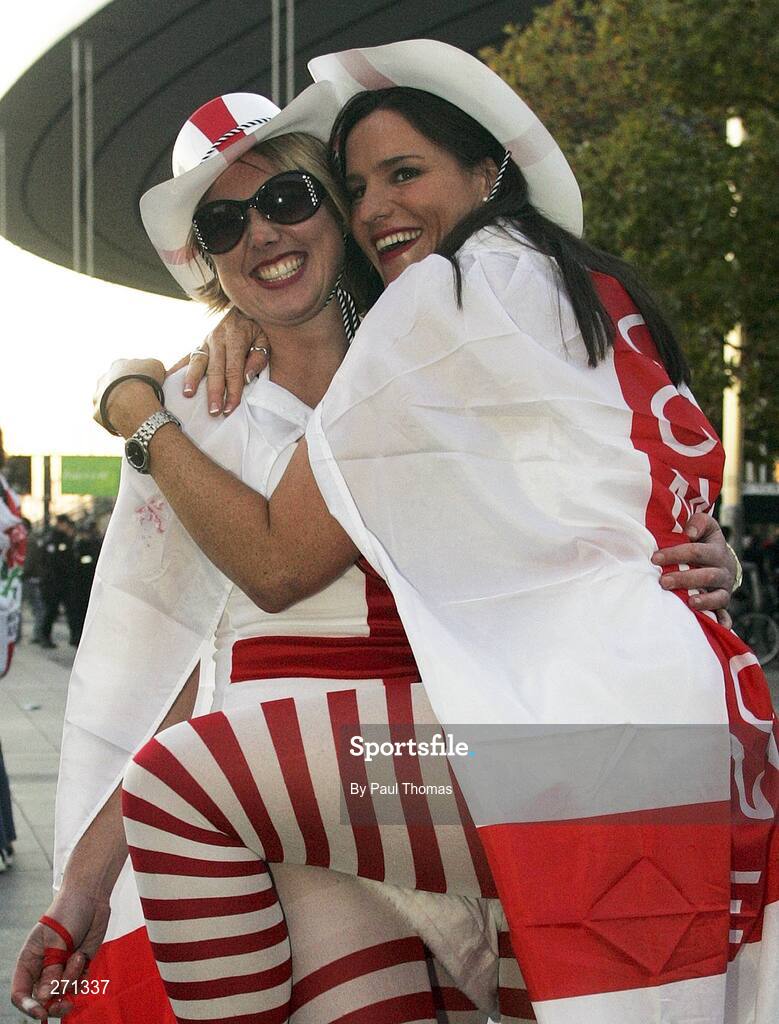 20 October 2007; England fans before the game. Rugby World Cup Final, South Africa v England,Stade de France, Paris. Picture credit; Paul Thomas / SPORTSFILE