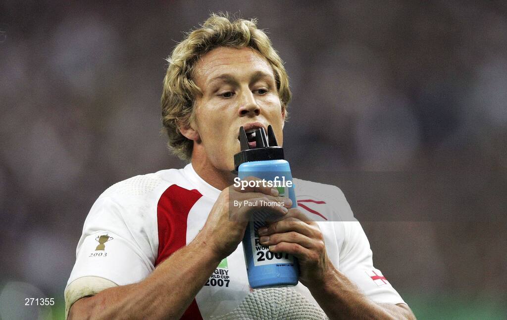 20 October 2007; England's Jonny Wilkinson during a half-time. Rugby World Cup Final, South Africa v England,Stade de France, Paris. Picture credit; Paul Thomas / SPORTSFILE