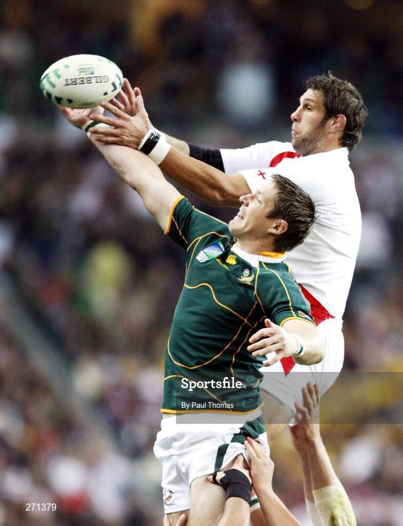 20 October 2007; England's Simon Shaw is challenged by Souuth Africa's Bakkies Botha. Rugby World Cup Final, South Africa v England,Stade de France, Paris. Picture credit; Paul Thomas / SPORTSFILE