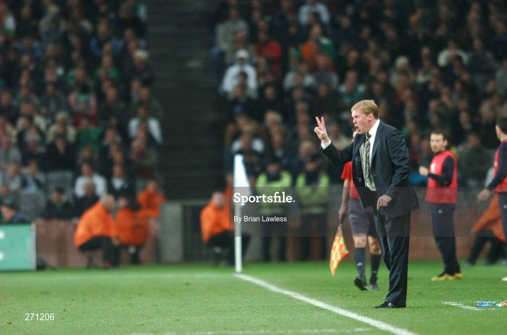 17 October 2007; Republic of Ireland manager Steve Staunton. 2008 European Championship Qualifier, Republic of Ireland v Cyprus, Croke Park, Dublin. Picture credit; Brian Lawless / SPORTSFILE