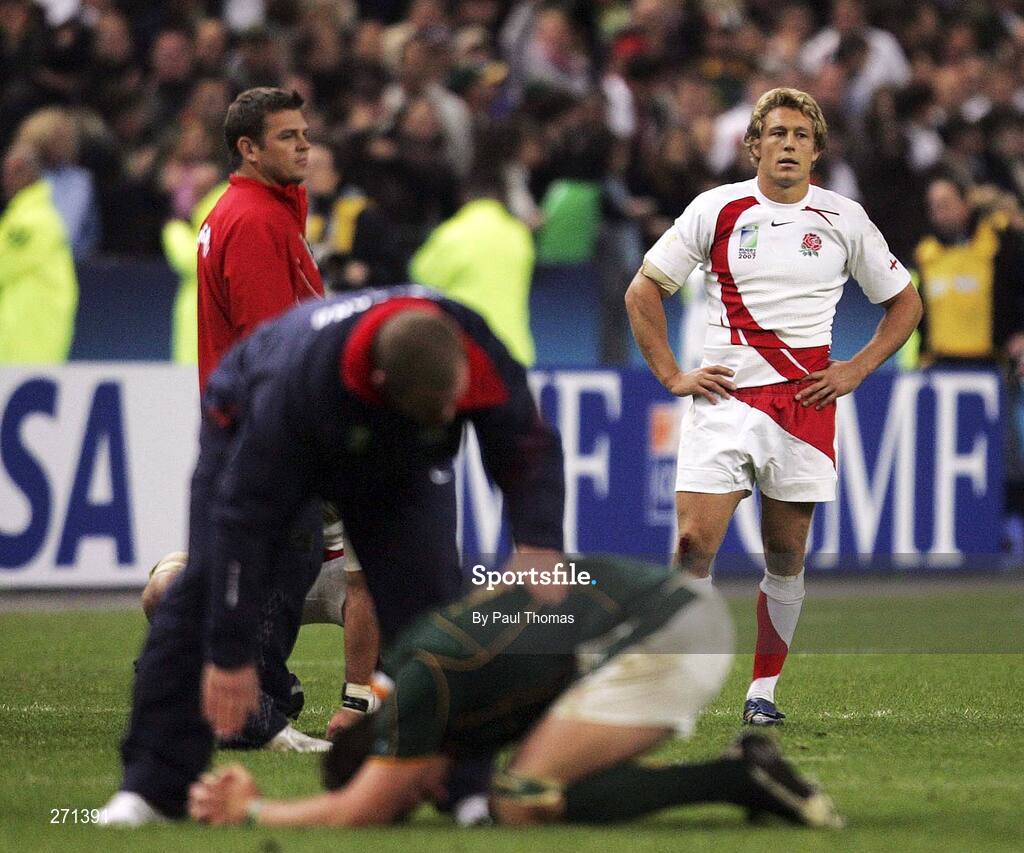 20 October 2007; A dejected Jonny Wilkinson, England, after the final whistle. Rugby World Cup Final, South Africa v England,Stade de France, Paris. Picture credit; Paul Thomas / SPORTSFILE