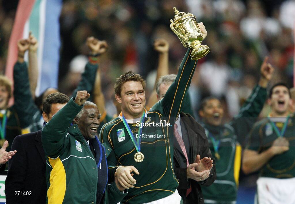20 October 2007; South Africa President Thabo Mbeki and team captain John Smit celebrate with the trophy. Rugby World Cup Final, South Africa v England,Stade de France, Paris. Picture credit; Richard Lane / SPORTSFILE