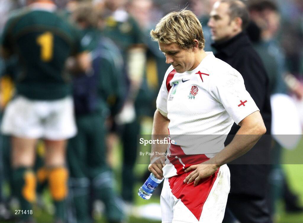 20 October 2007; England's Jonny Wilkinson shows his dejection. Rugby World Cup Final, South Africa v England,Stade de France, Paris. Picture credit; Paul Thomas / SPORTSFILE