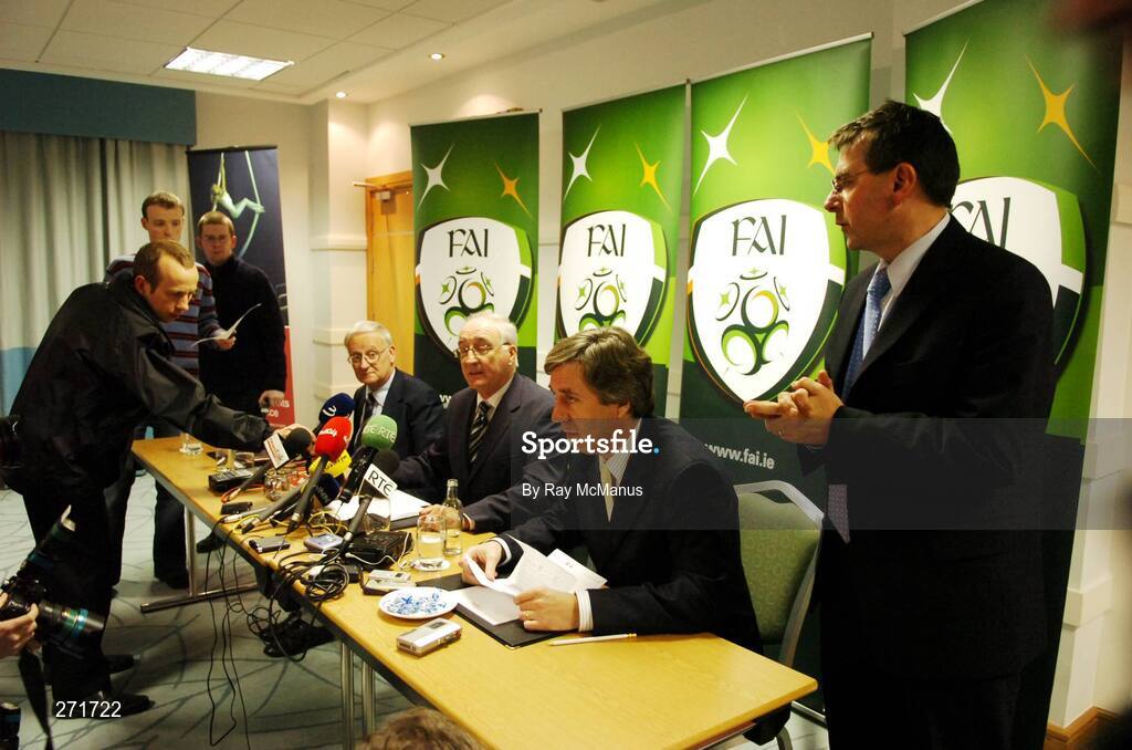 24 October 2007; FAI communications manager Gerry McDermot introduces members of the FAI board, from left, Michael Cody, honorary secretary, David Blood, president, and John Delaney, chief executive, at the FAI press conference where it was announced that Stephen Staunton was to step down as Republic of Ireland manager. The Crowne Plaza Hotel, Santry, Co. Dublin. Picture credit; Ray McManus / SPORTSFILE