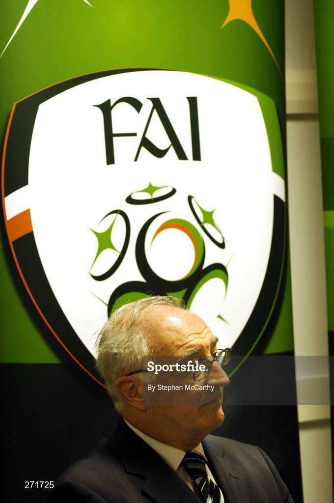 24 October 2007; FAI president David Blood during a FAI press conference to announce that Stephen Staunton was to step down as Republic of Ireland manager. The Crowne Plaza Hotel, Santry, Co. Dublin. Picture credit; Stephen McCarthy / SPORTSFILE