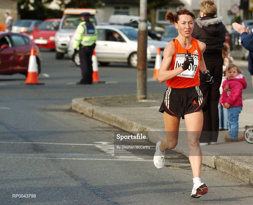 29 October 2007; Eventual winner of the women's elite race Alina Ivanova, Russia, leads the races through Walkinstown during the adidas Dublin City Marathon 2007, Merrion Square, Dublin. Picture credit: Stephen McCarthy / SPORTSFILE
