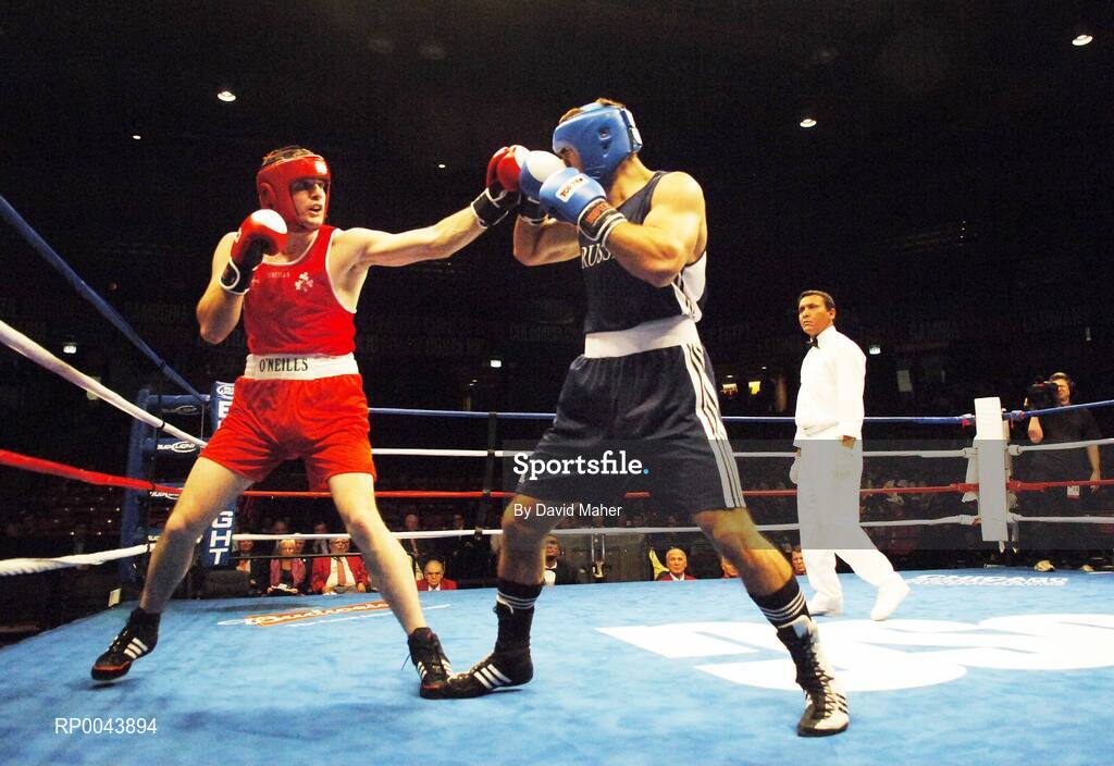 30 October 2007; John Sweeney, left, Dungloe, Co. Donegal, Ireland, in action against Rakhim Chakhkeiv, Russia. AIBA World Boxing Championships Chicago 2007, Heavy 91 kg, John Sweeney.v Rakhim Chakhkeiv, University of Illinois, Chicago Pavilion, Chicago, USA. Picture credit: David Maher / SPORTSFILE