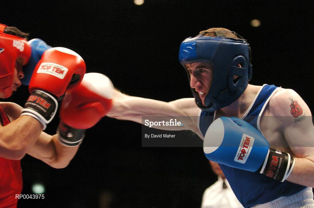 31 October 2007; Paddy Barnes, right, Belfast, Northern Ireland, in action against Kenji Ohkubo, Japan. AIBA World Boxing Championships Chicago 2007, Light Fly 48 kg, Paddy Barnes.v.Kenji Ohkubo, University of Illinois, Chicago Pavilion, Chicago, USA. Picture credit: David Maher / SPORTSFILE