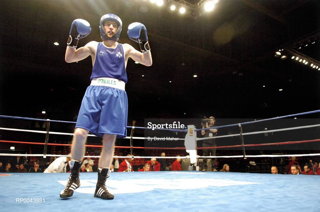 31 October 2007; Paddy Barnes, Belfast, Northern Ireland, celebrates at the end of the fight after victory over Kenji Ohkubo, Japan. AIBA World Boxing Championships Chicago 2007, Light Fly 48 kg, Paddy Barnes.v.Kenji Ohkubo, University of Illinois, Chicago Pavilion, Chicago, USA. Picture credit: David Maher / SPORTSFILE
