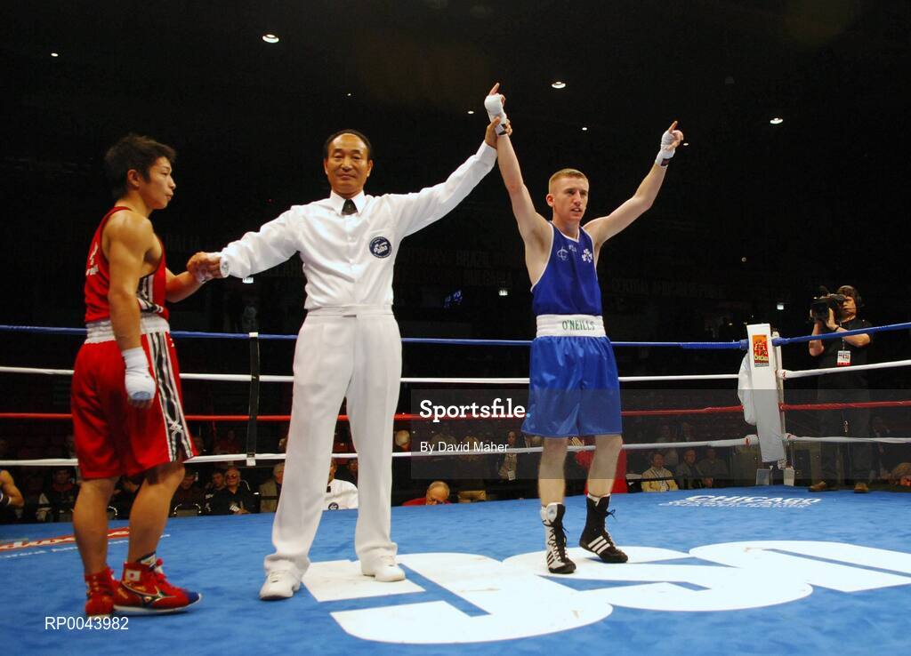 31 October 2007; Paddy Barnes, Belfast, Northern Ireland, celebrates at the end of the fight after victory over Kenji Ohkubo, Japan. AIBA World Boxing Championships Chicago 2007, Light Fly 48 kg, Paddy Barnes.v.Kenji Ohkubo, University of Illinois, Chicago Pavilion, Chicago, USA. Picture credit: David Maher / SPORTSFILE
