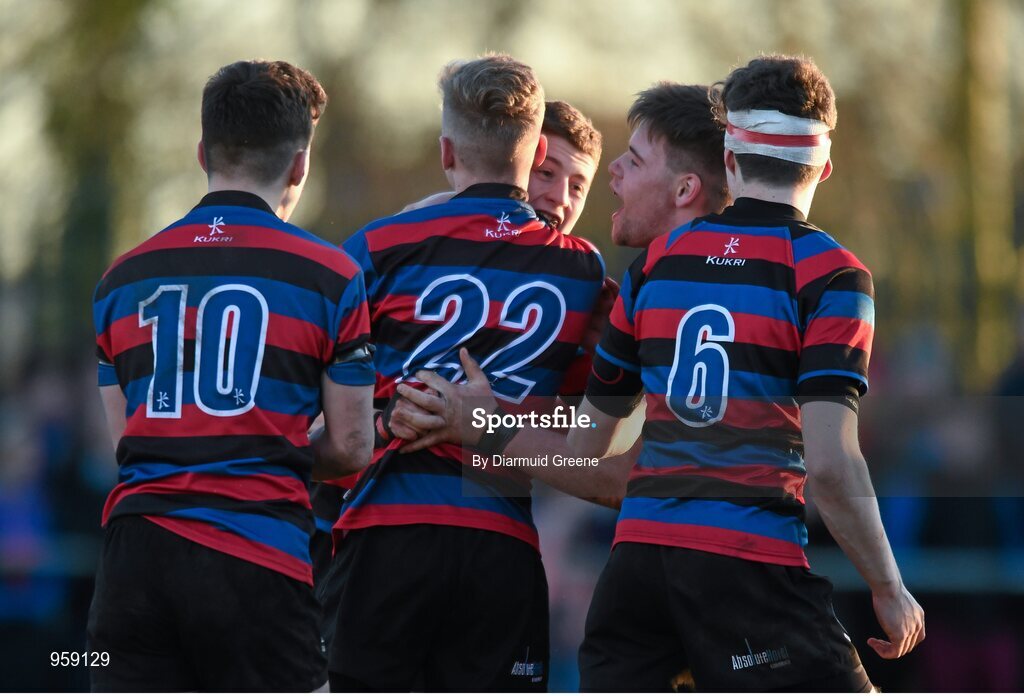 4 February 2015; Tom Harrington, St Munchin's College, is congratulated by team-mates, from left to right, Killian Markham, Adam Lyons, Mark Crowe and Jake Murphy after scoring his side's second try. SEAT Munster Schools Junior Cup, Round 1, St Munchin's College v Ardscoil Rís. St Mary's RFC, Limerick. Picture credit: Diarmuid Greene / SPORTSFILE