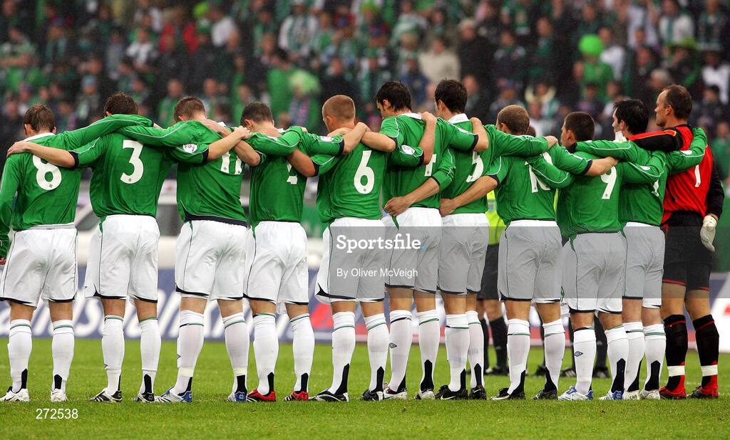 12 September 2007; The Northern Ireland team stand for the National Anthem. 2008 European Championship Qualifier, Iceland v Northern Ireland, Laugardalsvollur Stadium, Reykjavik, Iceland. Picture credit; Oliver McVeigh / SPORTSFILE