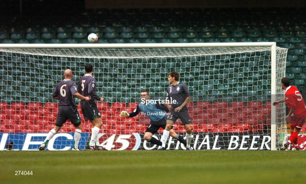 17 November 2007; Jason Koumas, Wales beats Republic of Ireland players, left to right, Lee Carsley, John O'Shea, Shay Given, and Kevin Kilbane to score his side's first goal. 2008 European Championship Qualifier, Wales v Republic of Ireland, Millennium Stadium, Cardiff, Wales. Picture credit; David Maher / SPORTSFILE