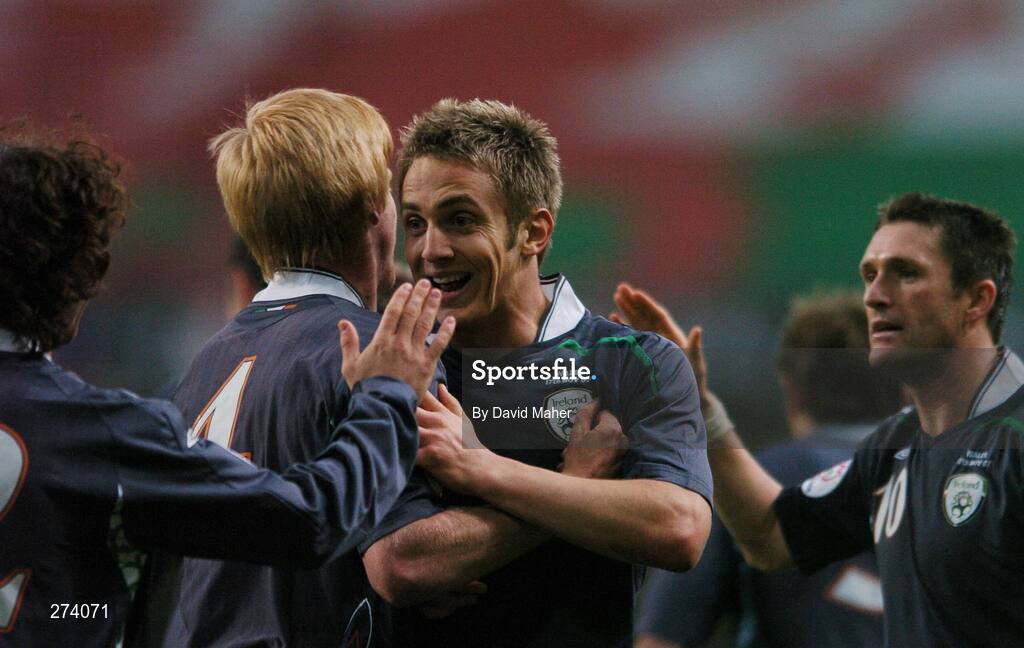 17 November 2007; Kevin Doyle, Republic of Ireland, celebrates after scoring his side's second goal with team-mate Stephen Hunt, left, and Paul McShane, no.4. 2008 European Championship Qualifier, Wales v Republic of Ireland, Millennium Stadium, Cardiff, Wales. Picture credit; David Maher / SPORTSFILE