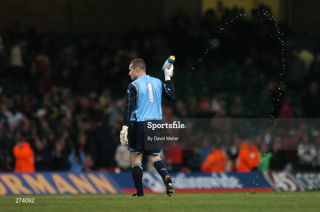 17 November 2007; A dejected Shay Given, Republic of Ireland goalkeeper, sprays water from his bottle at the end of the game. 2008 European Championship Qualifier, Wales v Republic of Ireland, Millennium Stadium, Cardiff, Wales. Picture credit; David Maher / SPORTSFILE