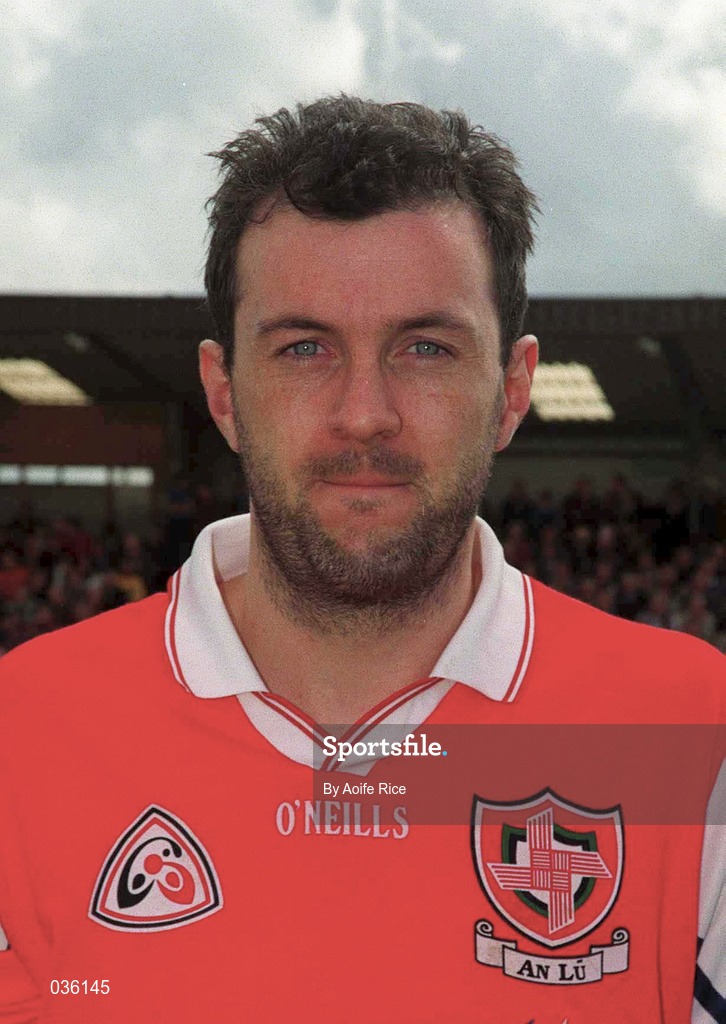 23 April 2000; Aidan O'Neill of Louth prior to the Church & General National Football League Division 2 Semi-Final match between Louth and Laois at Cusack Park in Mullingar, Westmeath. Photo by Aoife Rice/Sportsfile