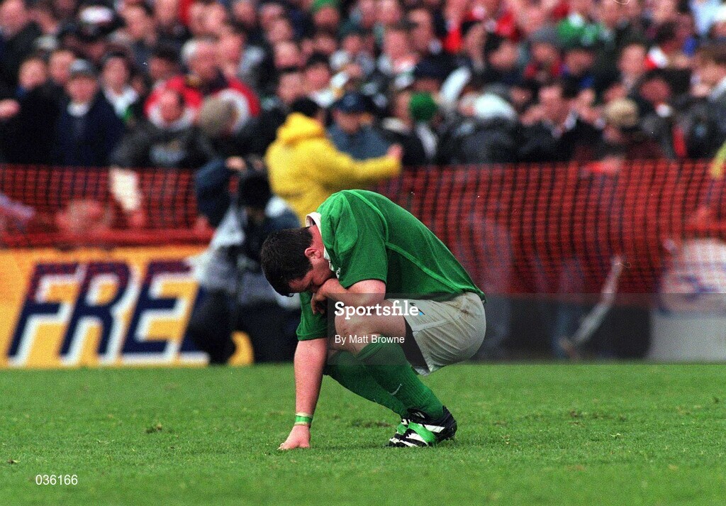1 April 2000; Anthony Foley of Ireland looks dejected following the Lloyds TSB 6 Nations match between Ireland and Wales at Lansdowne Road in Dublin. Photo by Matt Browne/Sportsfile