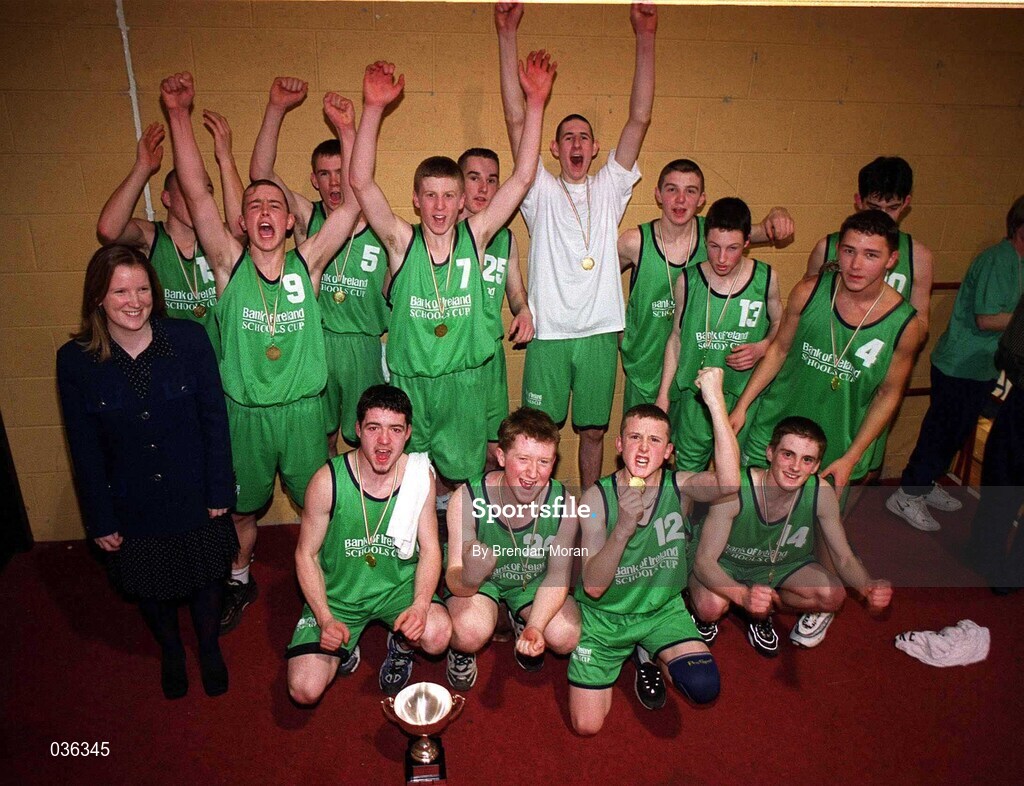 9 February 2000; The Colaiste Mhuire Crosshaven team celebrate with the trophy following the Bank of Ireland Schools Cup Boys' C Final match between Colaiste Mhuire Crosshaven and Carrick-On-Shannon CS at National Basketball Arena in Tallaght, Dublin. Photo by Brendan Moran/Sportsfile