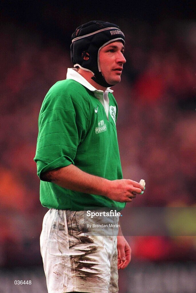 6 March 1999; David Humphreys of Ireland during the Five Nations Rugby Championship match between Ireland and England at Lansdowne Road in Dublin. Photo by Brendan Moran/Sportsfile