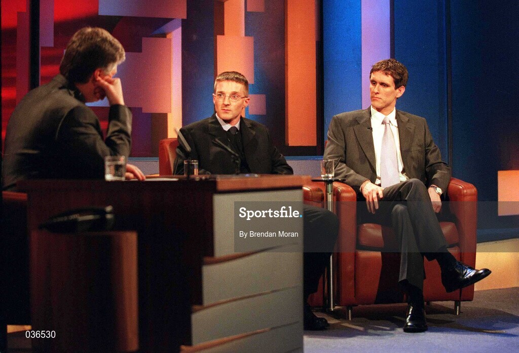 31 March 2000; Clare hurler Jamesie O'Connor and GPA spokesman Donal O'Neill speak to Pat Kenny on The Late Late Show at the RTE Studios in Dublin. Photo by Brendan Moran/Sportsfile