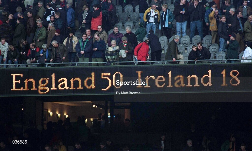 5 February 2000; The scoreboard is seen following the Lloyds TSB 6 Nations match between England and Ireland at Twickenham Stadium in London. Photo by Matt Browne/Sportsfile