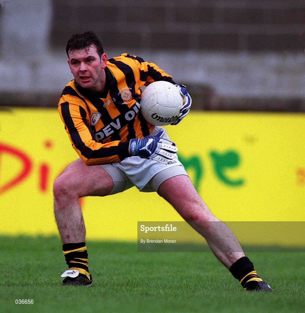 20 February 2000; Gary McShane of Crossmaglen during the AIB All-Ireland Senior Club Football Championship Semi-Final match between Crossmaglen and UCC at Parnell Park in Dublin. Photo by Brendan Moran/Sportsfile
