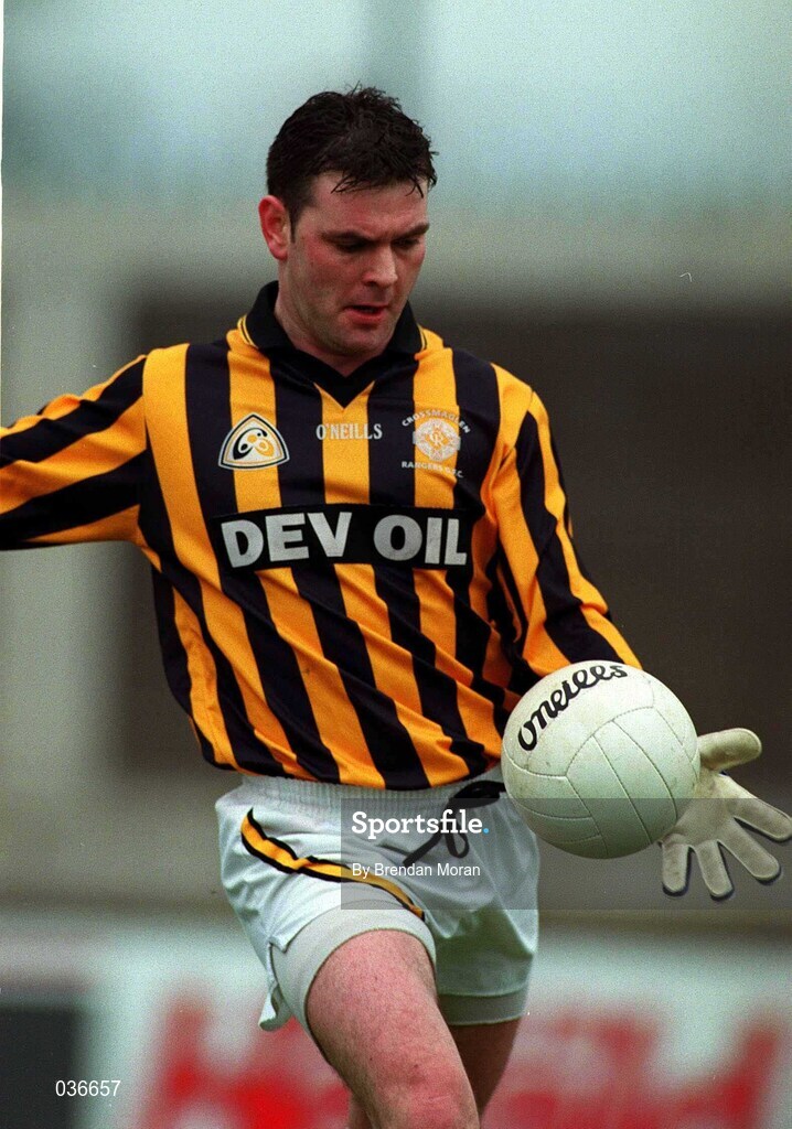 20 February 2000; Gary McShane of Crossmaglen during the AIB All-Ireland Senior Club Football Championship Semi-Final match between Crossmaglen and UCC at Parnell Park in Dublin. Photo by Brendan Moran/Sportsfile