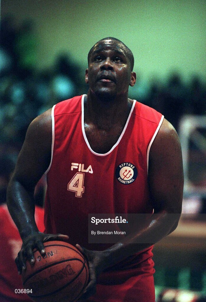 11 February 2000; Ricardo Leonard of Neptune during the ESB Superleague match between Neptune and ESAT Telecom Demons at Neptune Stadium in Blackpool, Cork. Photo by Brendan Moran/Sportsfile