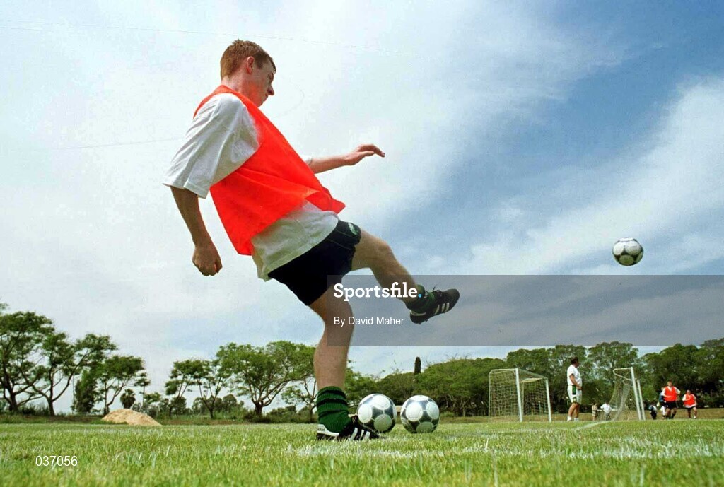 30 April 2000; Keith Graydon during a Republic of Ireland U16's training session at Kefar Silver Youth Village in Ashkelon, Israel. Photo by David Maher/Sportsfile