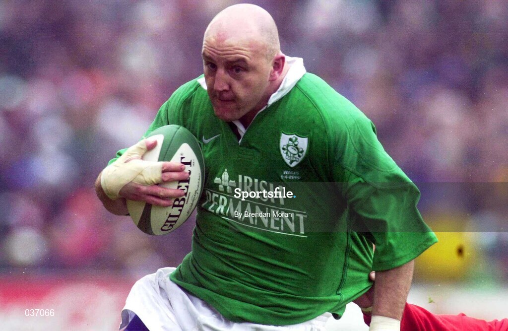 1 April 2000; Keith Wood of Ireland during the Lloyds TSB 6 Nations match between Ireland and Wales at Lansdowne Road in Dublin. Photo by Brendan Moran/Sportsfile