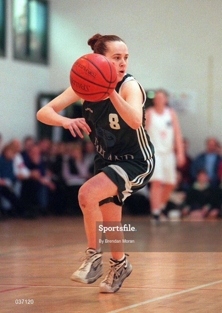 11 February 2000; Kim Fitzpatrick of Ireland during the Junior Women's International Friendly match between Ireland and England in Skibbereen, Cork. Photo by Brendan Moran/Sportsfile