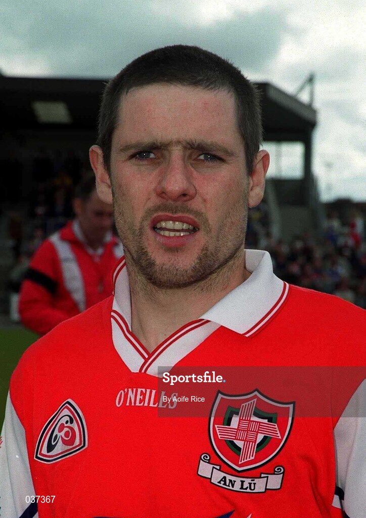 23 April 2000; Nicky Malone of Louth prior to the Church & General National Football League Division 2 Semi-Final match between Louth and Laois at Cusack Park in Mullingar, Westmeath. Photo by Aoife Rice/Sportsfile