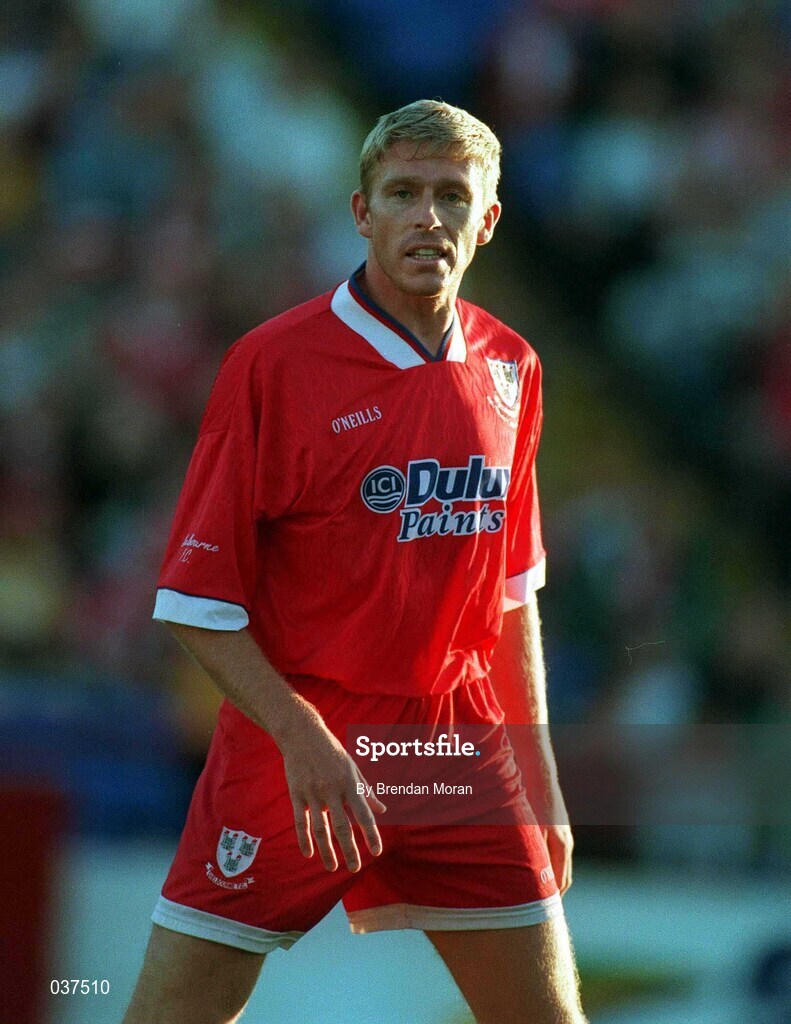 12 August 1995; Vinny Arkins of Shelbourne during the Pre-Season Friendly match between Shelbourne and Liverpool at Tolka Park in Dublin. Photo by Brendan Moran/Sportsfile