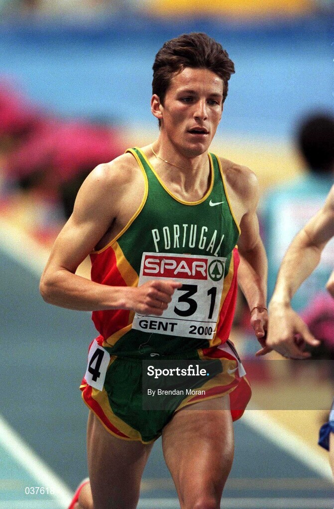 25 February 2000; Rui Silva of Portugal during the Men's 3000m on Day One of the European Athletics Indoor Championships at Flanders Sports Arena in Ghent, Belgium. Photo by Brendan Moran/Sportsfile