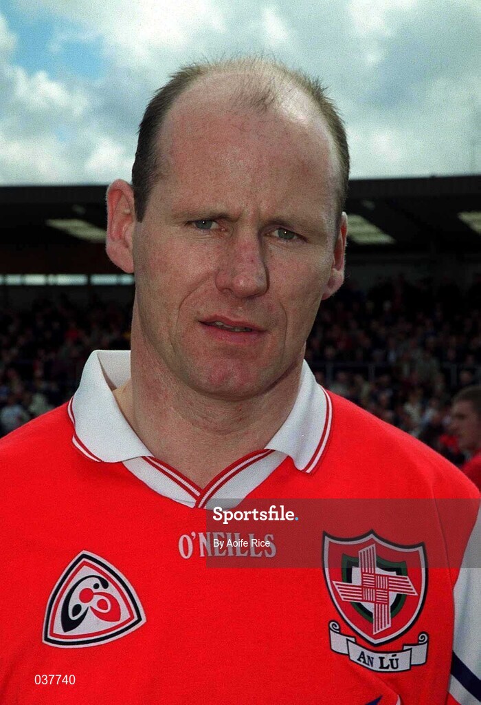23 April 2000; Stephen Melia of Louth prior to the Church & General National Football League Division 2 Semi-Final match between Louth and Laois at Cusack Park in Mullingar, Westmeath. Photo by Aoife Rice/Sportsfile