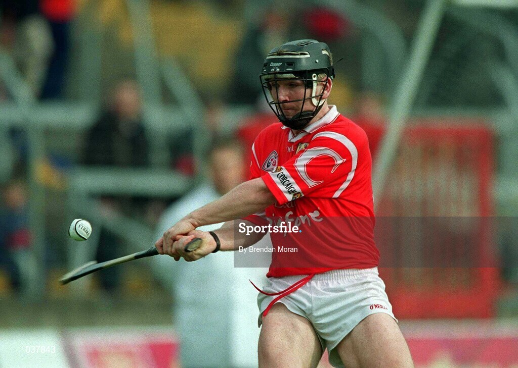 2 April 2000; Wayne Sherlock of Cork during the Church & General National Hurling League Division 1B match between Cork and Tipperary at Páirc Uí Chaoimh in Cork. Photo by Brendan Moran/Sportsfile