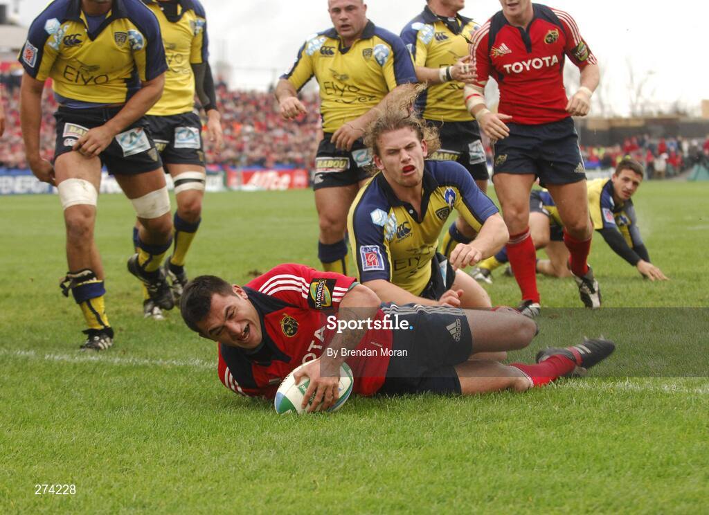 18 November 2007; Rua Tipoki, Munster, scores his side's second try despite the tackle of Fabien Alexandre, Clermont Auvergne. Heineken Cup, Pool 5, Round 2, Munster v Clermont Auvergne, Thomond Park, Limerick. Picture credit; Brendan Moran / SPORTSFILE *** Local Caption ***