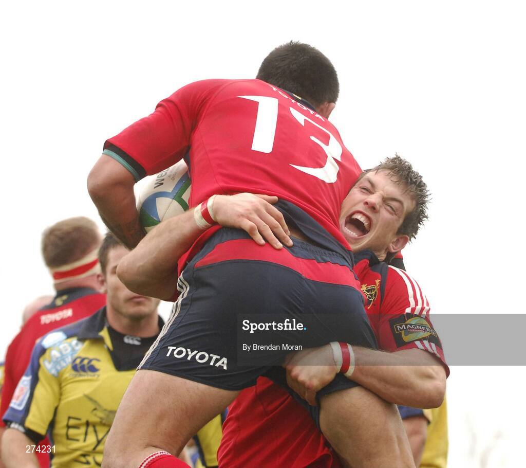 18 November 2007; Rua Tipoki, 13, Munster, is congratulated by team-mate Ian Dowling after scoring their side's second try. Heineken Cup, Pool 5, Round 2, Munster v Clermont Auvergne, Thomond Park, Limerick. Picture credit; Brendan Moran / SPORTSFILE *** Local Caption ***