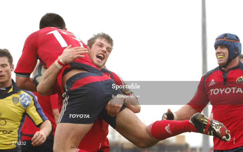 18 November 2007; Rua Tipoki, 13, Munster, is congratulated by team-mate Ian Dowling and Alan Quinlan, right, after scoring their side's second try. Heineken Cup, Pool 5, Round 2, Munster v Clermont Auvergne, Thomond Park, Limerick. Picture credit; Brendan Moran / SPORTSFILE *** Local Caption ***