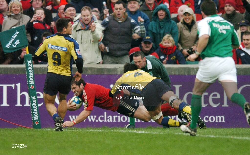 18 November 2007; Marcus Horan, Munster, dives through to score his side's fifth try. Heineken Cup, Pool 5, Round 2, Munster v Clermont Auvergne, Thomond Park, Limerick. Picture credit; Brendan Moran / SPORTSFILE *** Local Caption ***