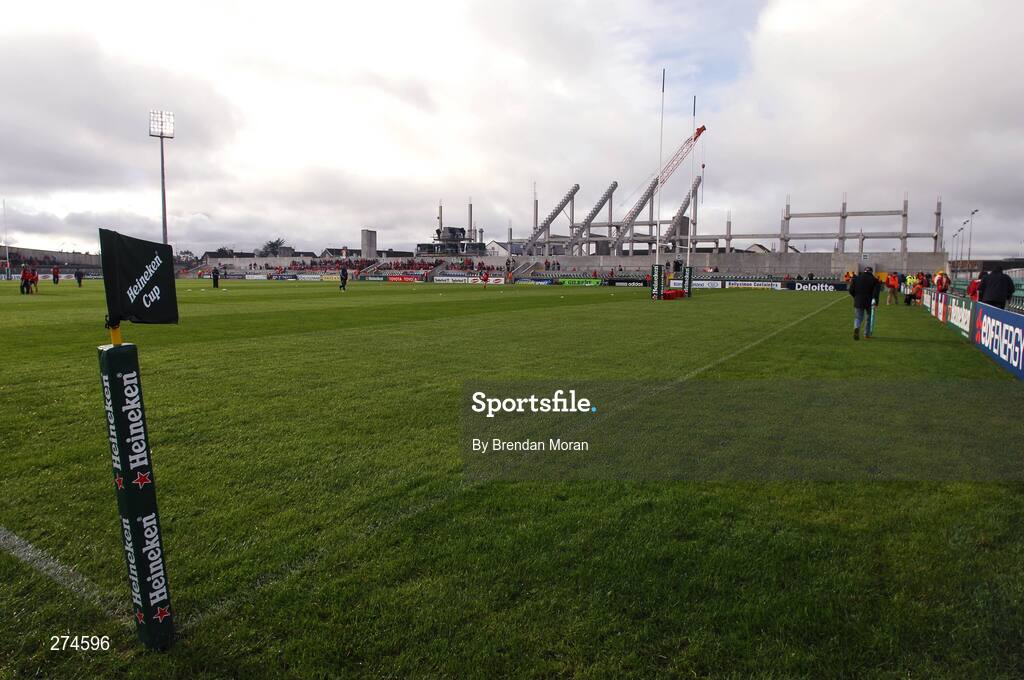 18 November 2007; A general view of the redevelopment work at Thomond Park. Heineken Cup, Pool 5, Round 2, Munster v Clermont Auvergne, Thomond Park, Limerick. Picture credit; Brendan Moran / SPORTSFILE