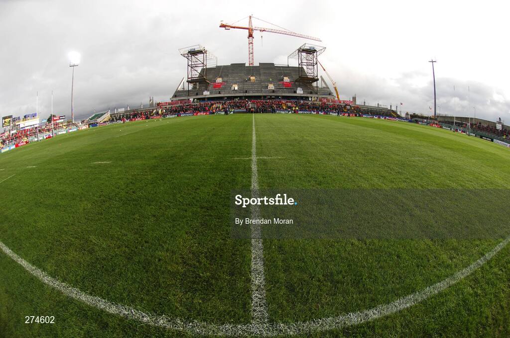 18 November 2007; A general view of the redevelopment work at Thomond Park. Heineken Cup, Pool 5, Round 2, Munster v Clermont Auvergne, Thomond Park, Limerick. Picture credit; Brendan Moran / SPORTSFILE