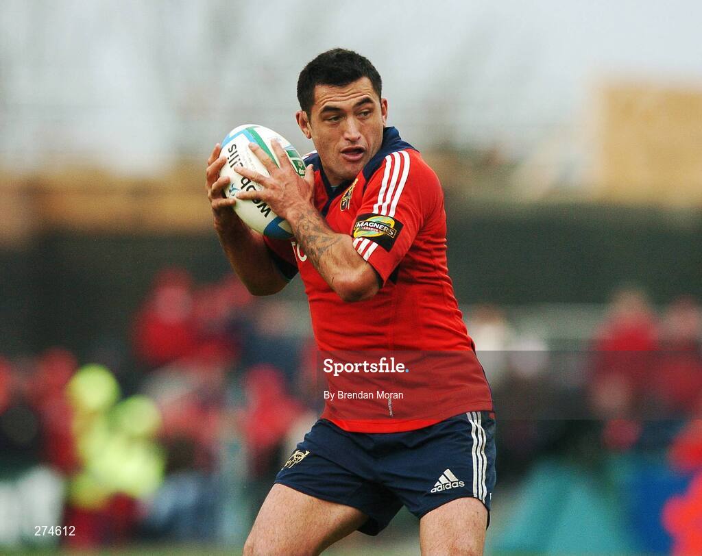 18 November 2007; Rua Tipoki, Munster. Heineken Cup, Pool 5, Round 2, Munster v Clermont Auvergne, Thomond Park, Limerick. Picture credit; Brendan Moran / SPORTSFILE