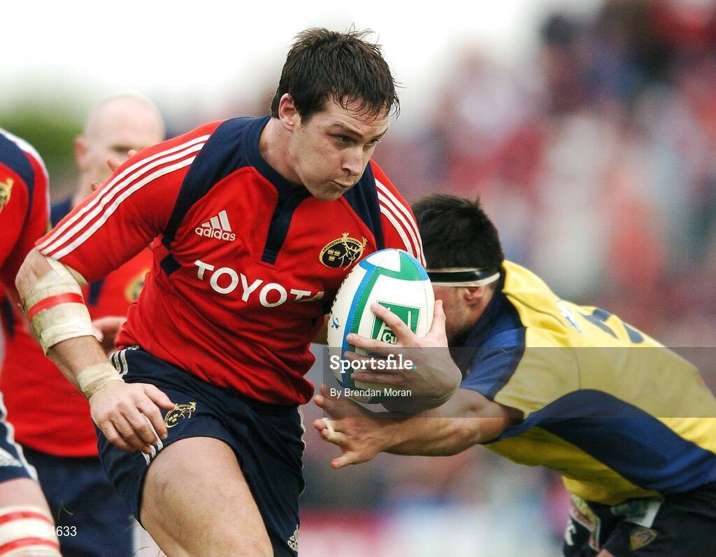 18 November 2007; David Wallace, Munster, is tackled by Pierre Vigouroux, Clermont Auvergne. Heineken Cup, Pool 5, Round 2, Munster v Clermont Auvergne, Thomond Park, Limerick. Picture credit; Brendan Moran / SPORTSFILE *** Local Caption ***