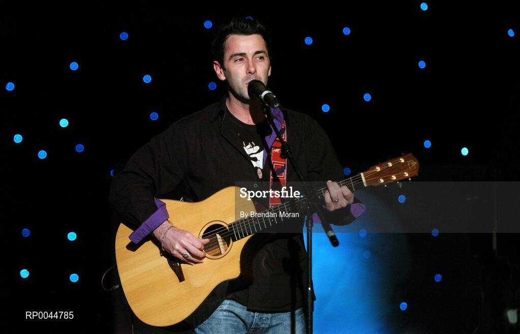 17 November 2007; Singer Mickey Joe Harte performing at the 2007 O'Neills/TG4 Ladies Gaelic Football All-Star Awards.  Citywest Hotel, Conference, Leisure & Golf Resort, Saggart, Co Dublin. Picture credit: Brendan Moran / SPORTSFILE  *** Local Caption ***