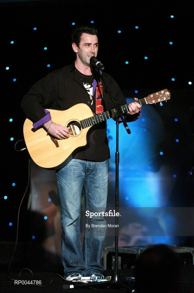 17 November 2007; Singer Mickey Joe Harte performing at the 2007 O'Neills/TG4 Ladies Gaelic Football All-Star Awards.  Citywest Hotel, Conference, Leisure & Golf Resort, Saggart, Co Dublin. Picture credit: Brendan Moran / SPORTSFILE  *** Local Caption ***
